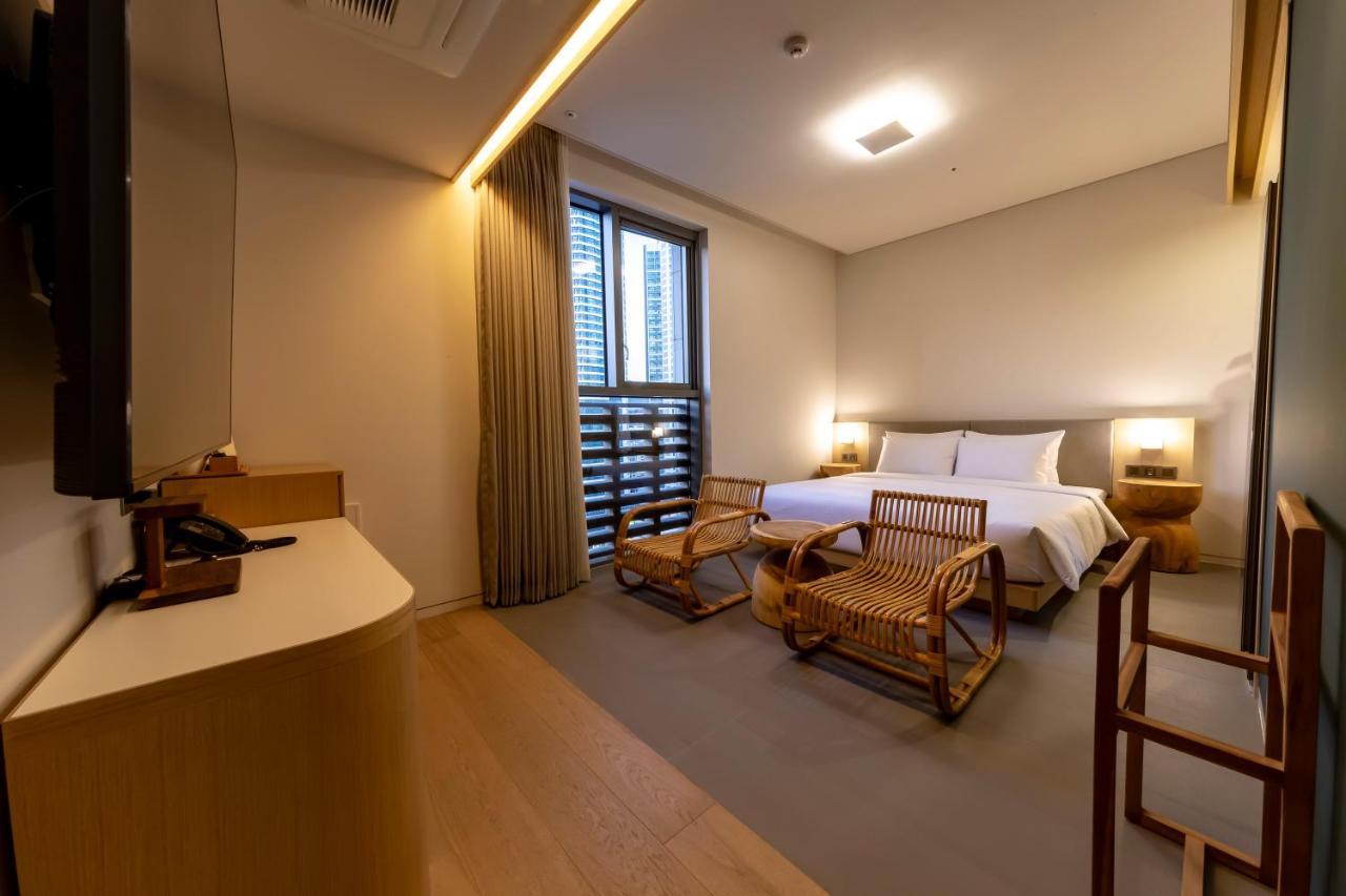 Hound Hotel Haeundae Signature Busan Exterior foto