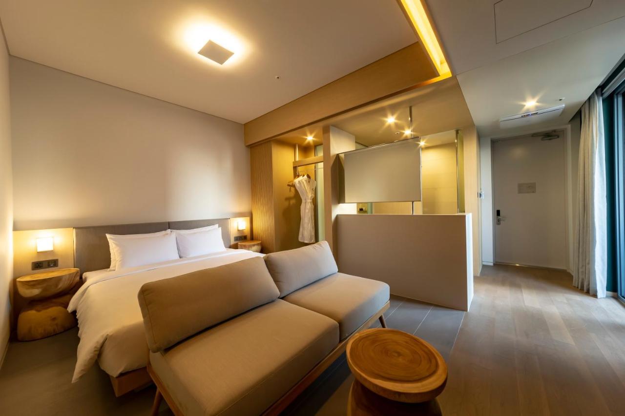 Hound Hotel Haeundae Signature Busan Exterior foto