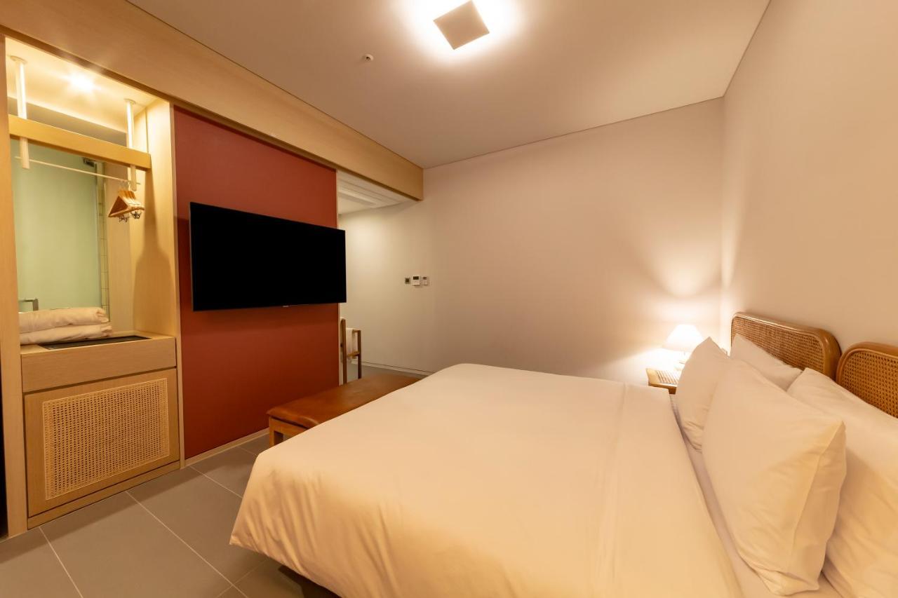 Hound Hotel Haeundae Signature Busan Exterior foto